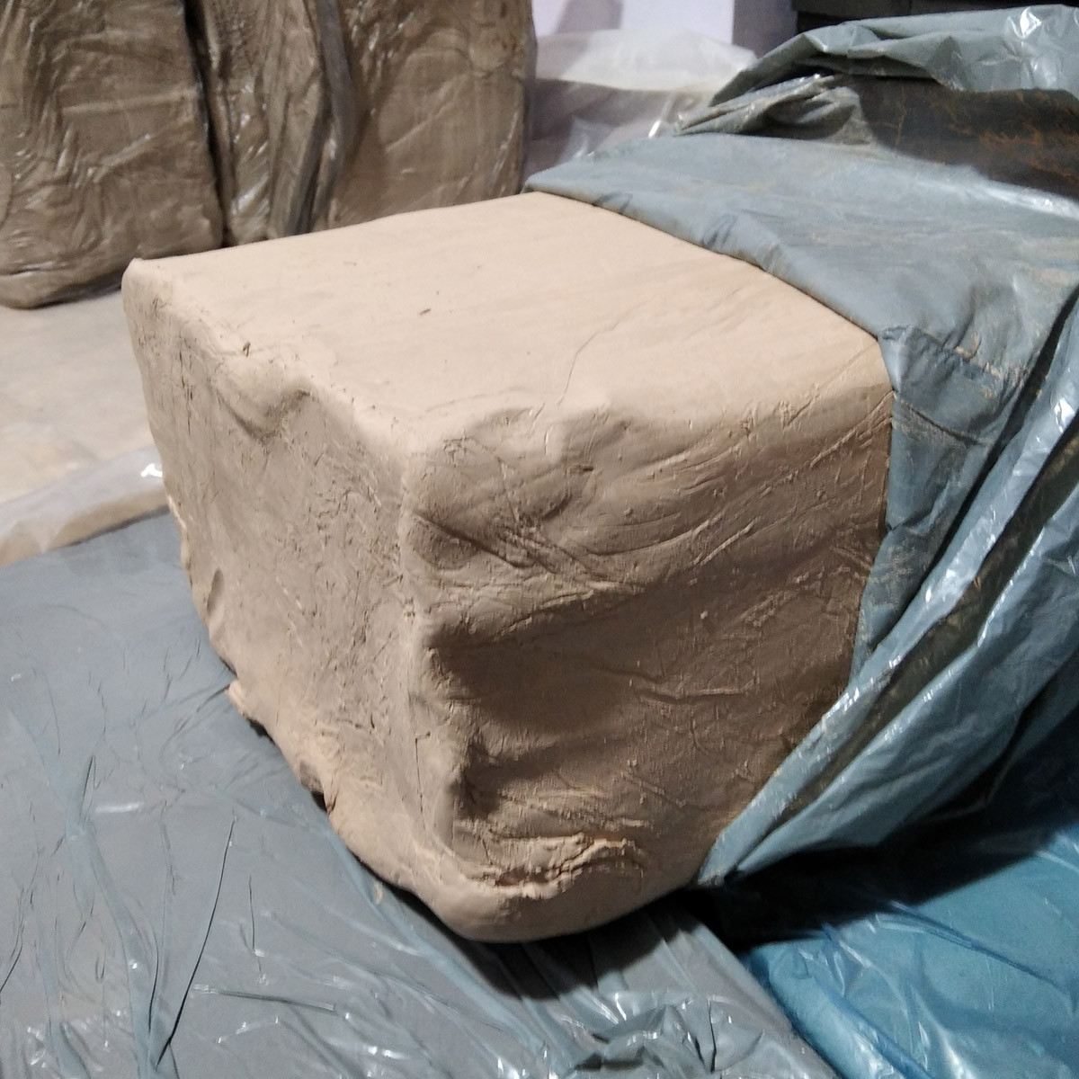 Глина МКФ-2 вес 10 кг - натуральная гончарная глина - фото 2 - id-p1470991921