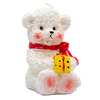 Свечка Медведь с подарком, 8,5x7,7x10,9 см, белый с красным, воск