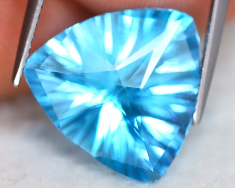 Натуральний топаз Swiss Blue (Свіс Блю) 10.02 ct 15.3 x 15.3 x 8.6mm, фото 1