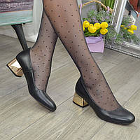 Туфли женские кожаные на маленьком каблуке, цвет черный