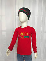 Червона дитяча футболка з довгим рукавом