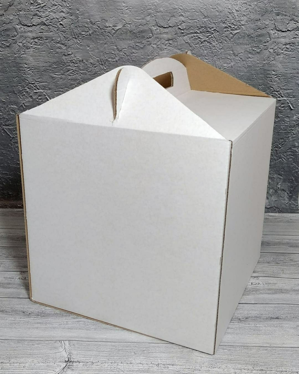 Купить Коробка для торта,. 300х300х300 мм., без вікна, цена 22 грн ...