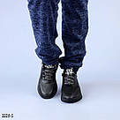 Жіночі чорні кросівки з тисненням, фото 4