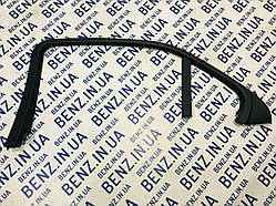 Накладка рамки вікна задньої правої двері Mercedes W212 A2127350271