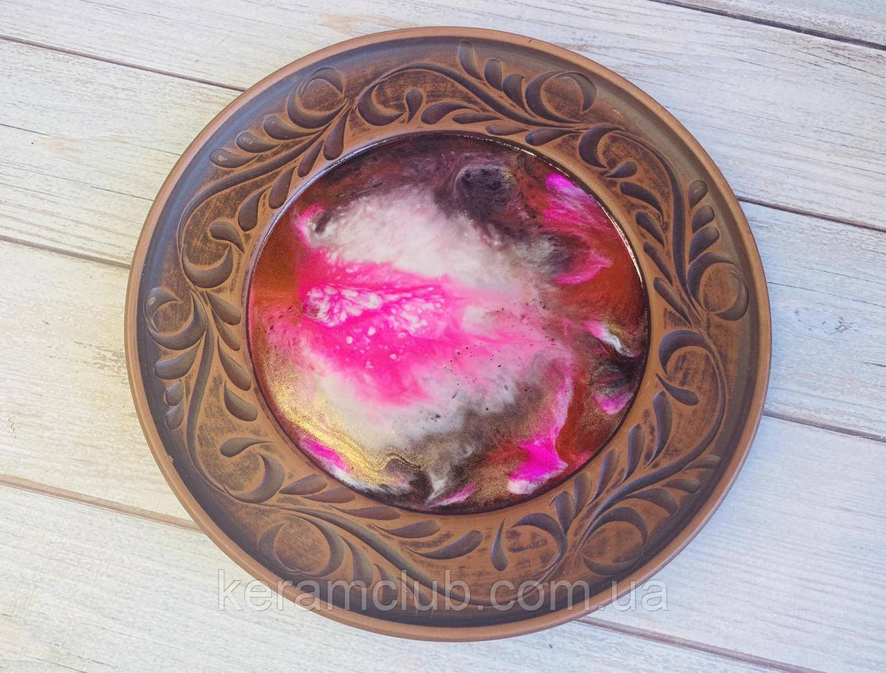 Тарілка з червоної глини ЕпоЕко Космос з епоксидним покриттям d 24 см