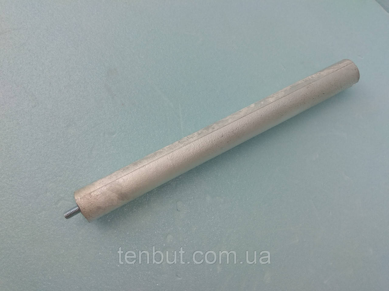 Магнієвий анод Італія м-5/L-210 мм/Ø-21 мм. довжина шпильки — 10 мм.