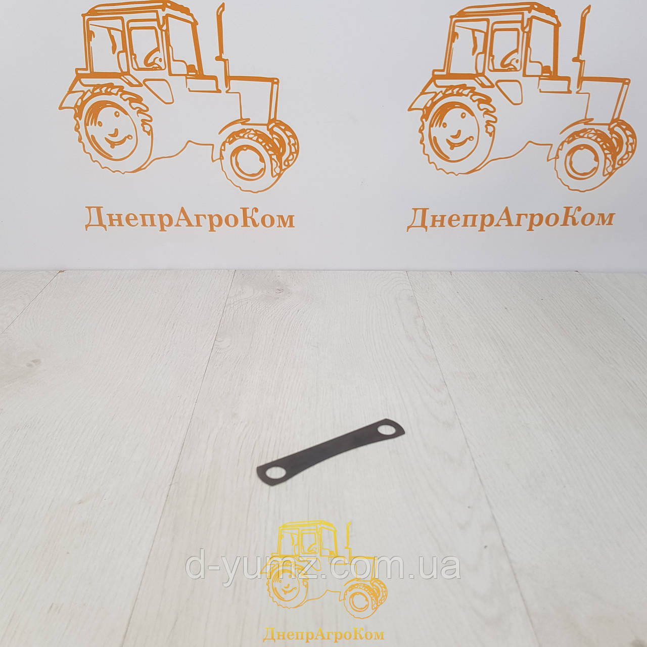 Планка КПП МТЗ оси шестерни хода заднего 50-1702082 (Беларусь)