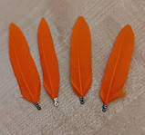 Пір'я-заготовки Натуральні декоративні Гусячі пір'я Колір Помаранчевий 7-8 см, фото 2