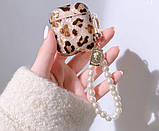 Чохол для навушників AirPods 1, 2 Leopard Luxury + брелок перлинний, фото 2