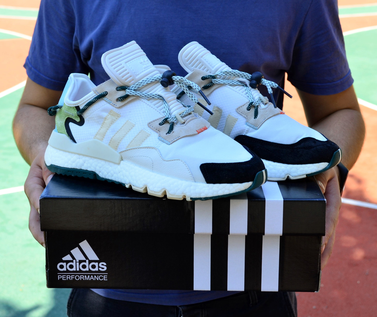 Кроссовки мужские белые Adidas Nite Jogger (06970)