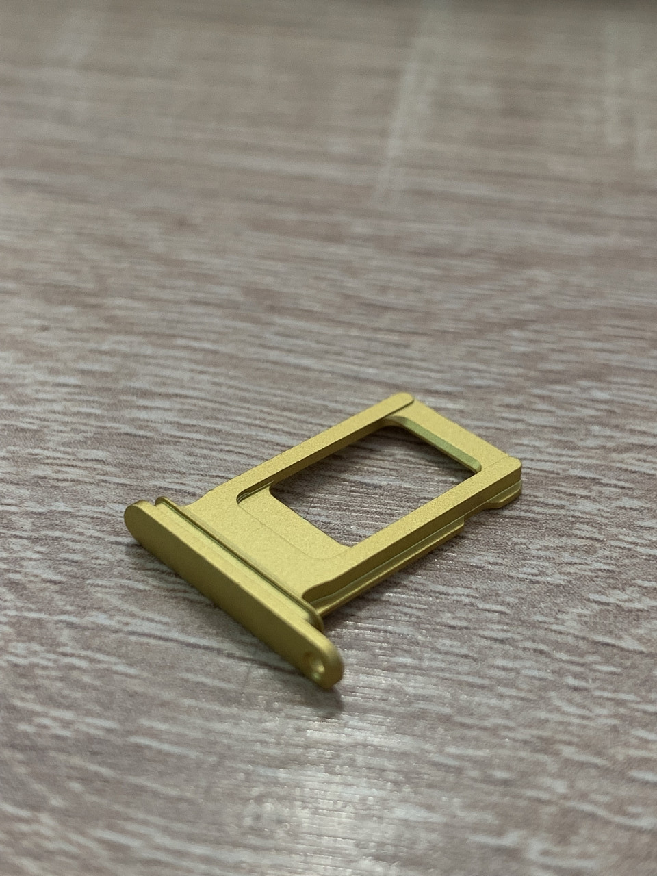Сим-лоток для Iphone 11 Gold — Купить Недорого на Bigl.ua (1472621388)