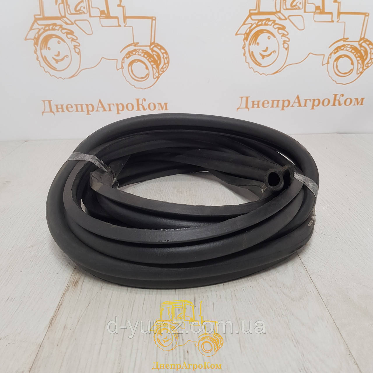 Уплотнитель задней рамки (МТЗ, Беларусь) 80-6700021-01