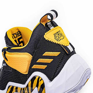 Adidas black n gold hotsell