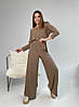 Костюм жіночий з трикотажу рубчик кофта з вирізом човник з розрізами з боків і брюки труби Da3935, фото 7