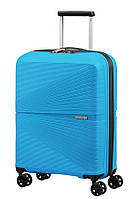 Маленький пластиковый чемодан American Tourister Airconic