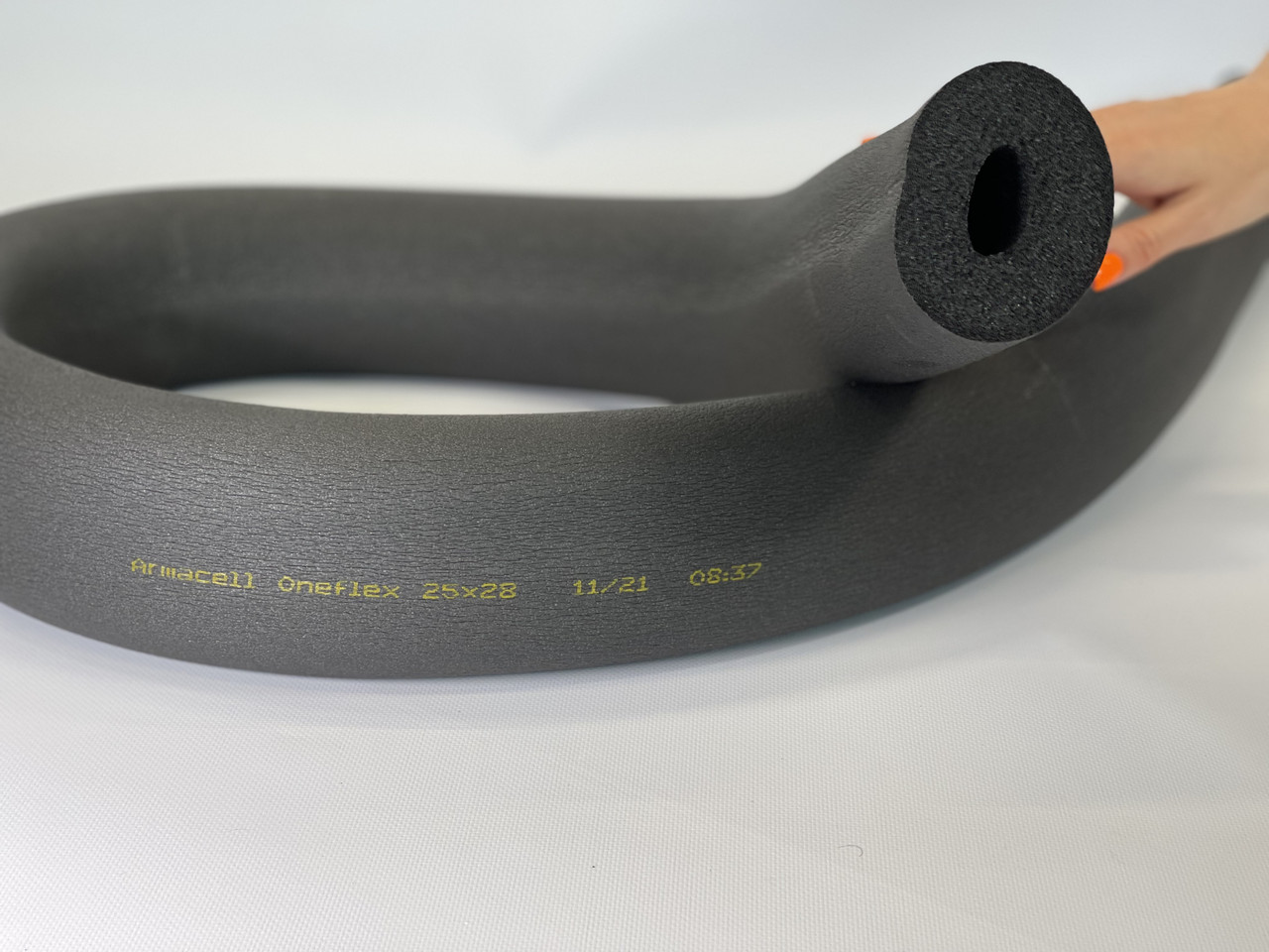 Изоляция для труб каучуковая Oneflex 9*54 мм с высокими теплоизоляционными свойствами - фото 10 - id-p308067269