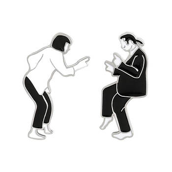 "Вінсент Вега і Міа Волес (Кримінальне чтиво / Pulp fiction)" значок (пін) подвійний металевий