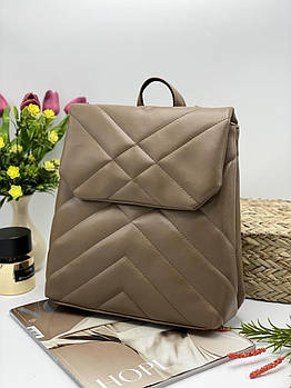 Рюкзак жіночий міський стьобаний з клапаном 25*30 см штучна шкіра Nata Кавовий