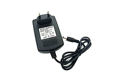 Блок живлення 6 V 3 A пластик