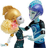 Набір Monster High Лагуна Блю та Гіл Вібер на роликах (CJC47), фото 3