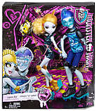 Набір Monster High Лагуна Блю та Гіл Вібер на роликах (CJC47), фото 4