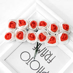 Букет трояндочок з фоамірану, 1,5-2 см, білий+червоний