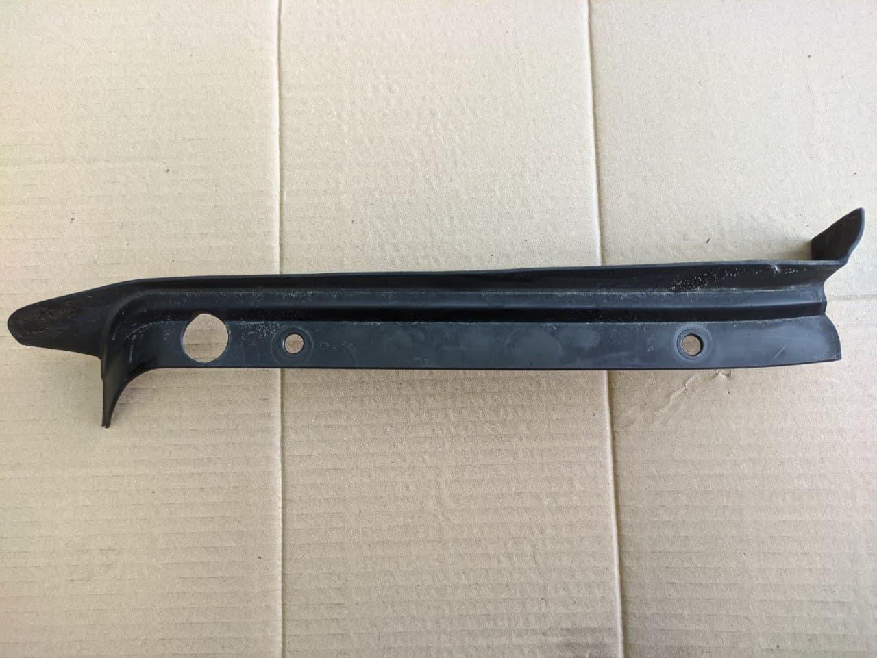 Ущільнювач капота лівий Renault Megane 3, 2008-2016, 638219570R (Б/У)