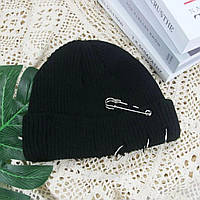 Коротка рвана шапка міні біні з шпилькою чорний