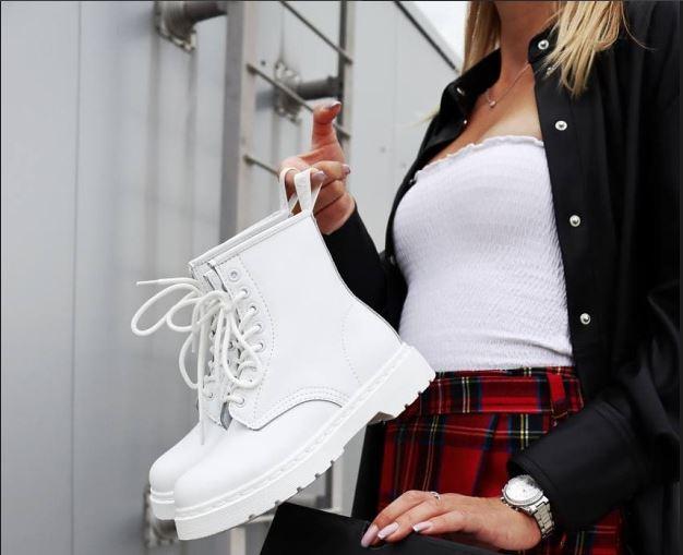 Dr Martens White Білі Мартінси жіночі черевики 1460