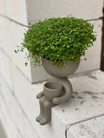 Современная ваза для цветов Пришелец хороший подарок на 8 марта 21х10,5 см серая декоративная подставка