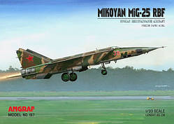 MIKOYAN MiG-25 RBF 1/33