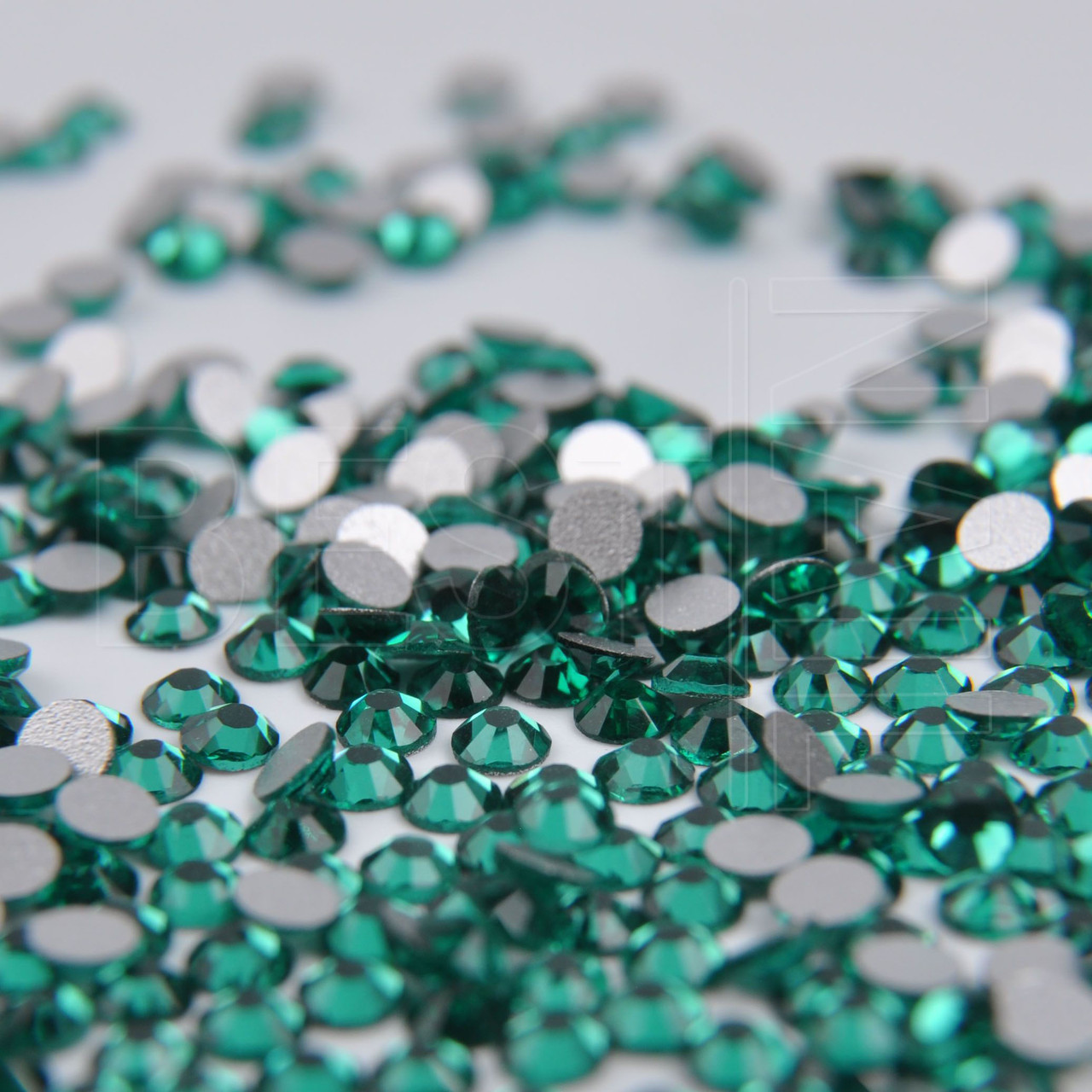 Стрази SS-3 Green Zircon 1,4 мм (скло) 1440 штук, фото 1