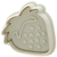 Форма для нарізки тіста "полуниця"