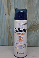 Гель для гоління Gillette Skinguard Sensitive 200ml