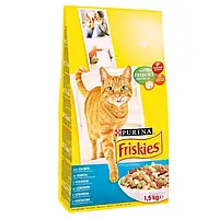 Сухой корм для домашних кошек Friskies с лососем и овощами 1.5 кг.