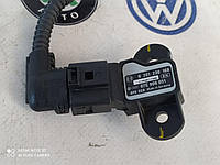 Датчик тиску впускного колектора 07C906051 VW Б 7 USA 2,5б