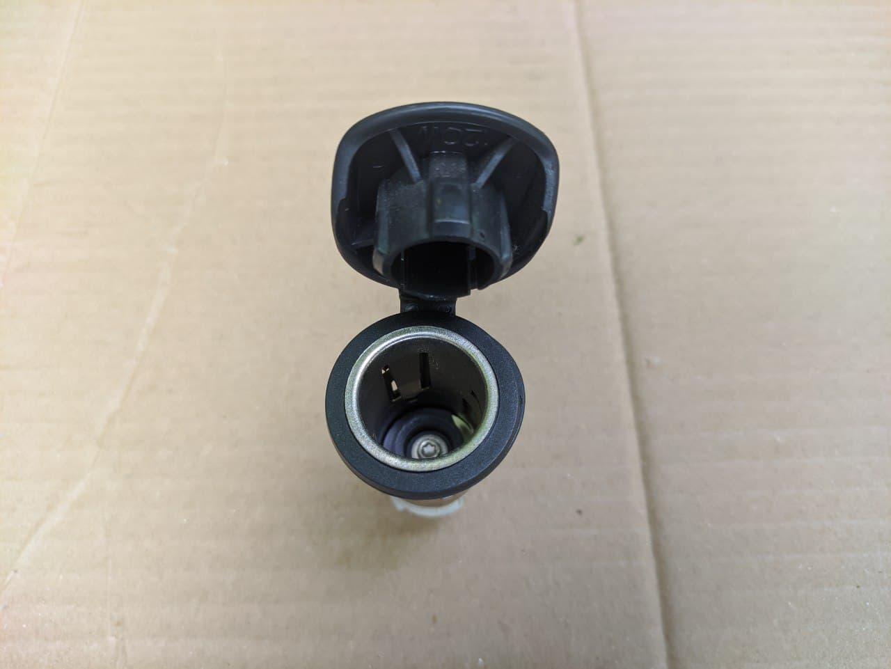 Прикурювач 12V (розетка) Renault Megane 3, 2008-2016, 8201375535 (Б/У), фото 1