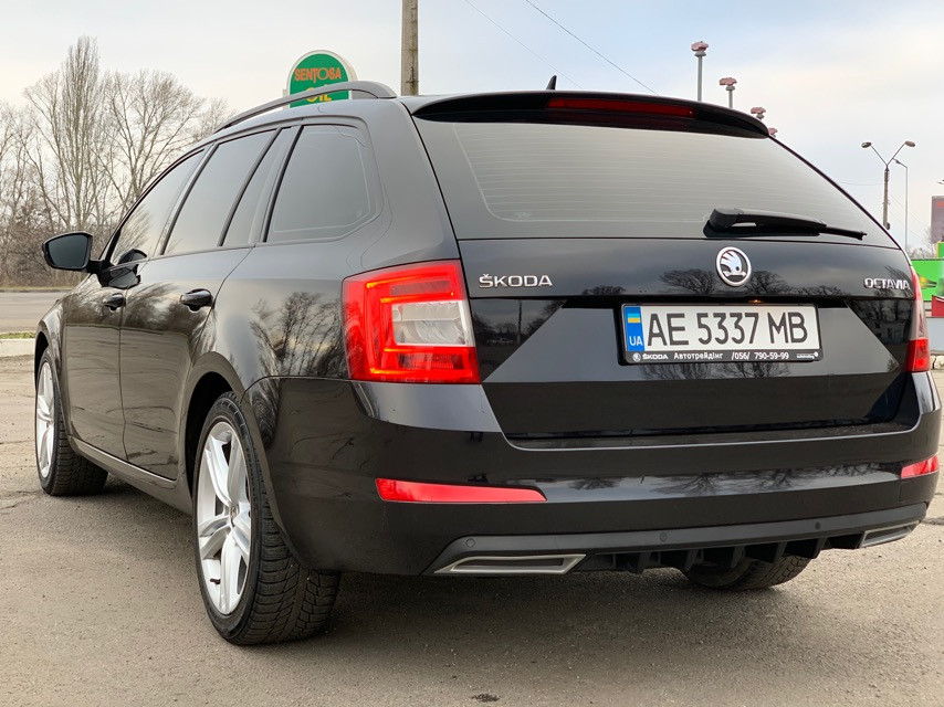 Skoda Octavia A7 2013 - накладки под задний бампер(имитация выхлопных труб как на RS ) - фото 8 - id-p563923771