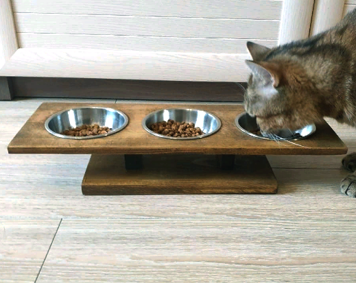 Підставка під миски для кішок "Джейхан" мускат