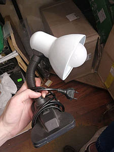 Лампа настільна на прищіпці, біла, нова