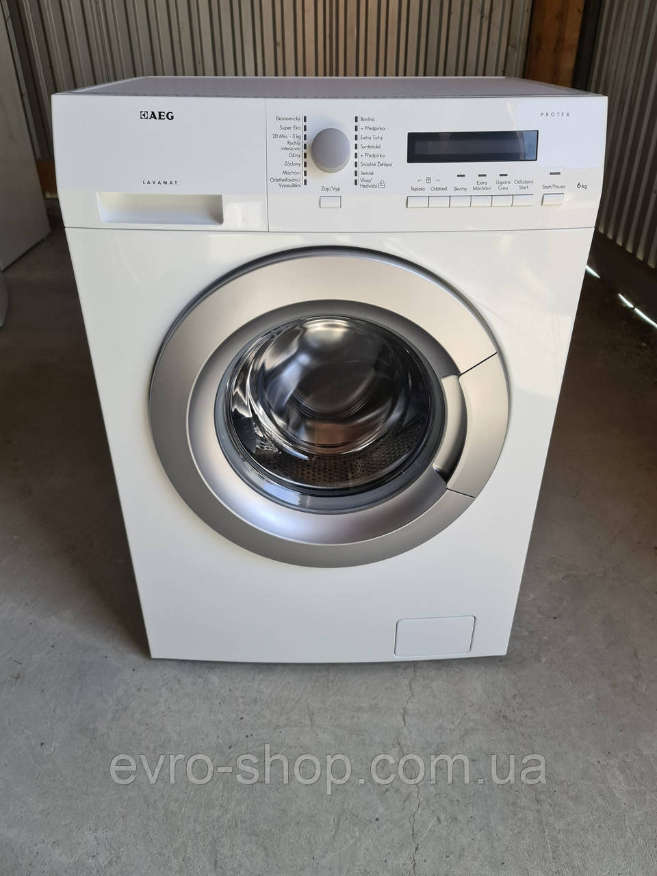 Вузька пральна машина  AEG PROTEX 6 KG / L71260SL, фото 1