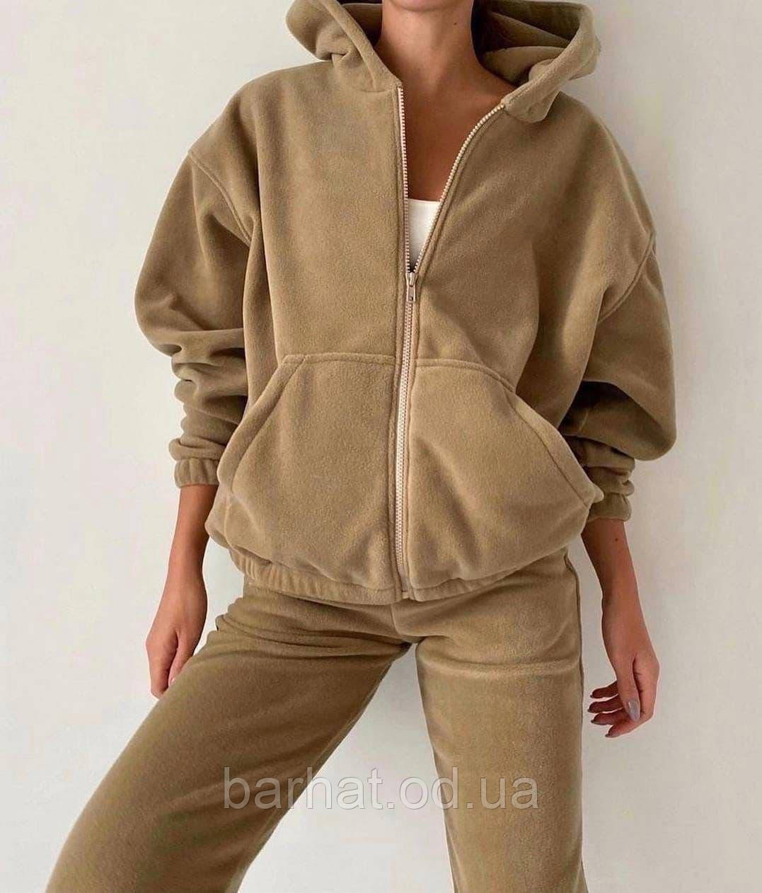 Спортивний жіночий велюровий костюм oversize (штани на гумці та кофта з капюшоном)