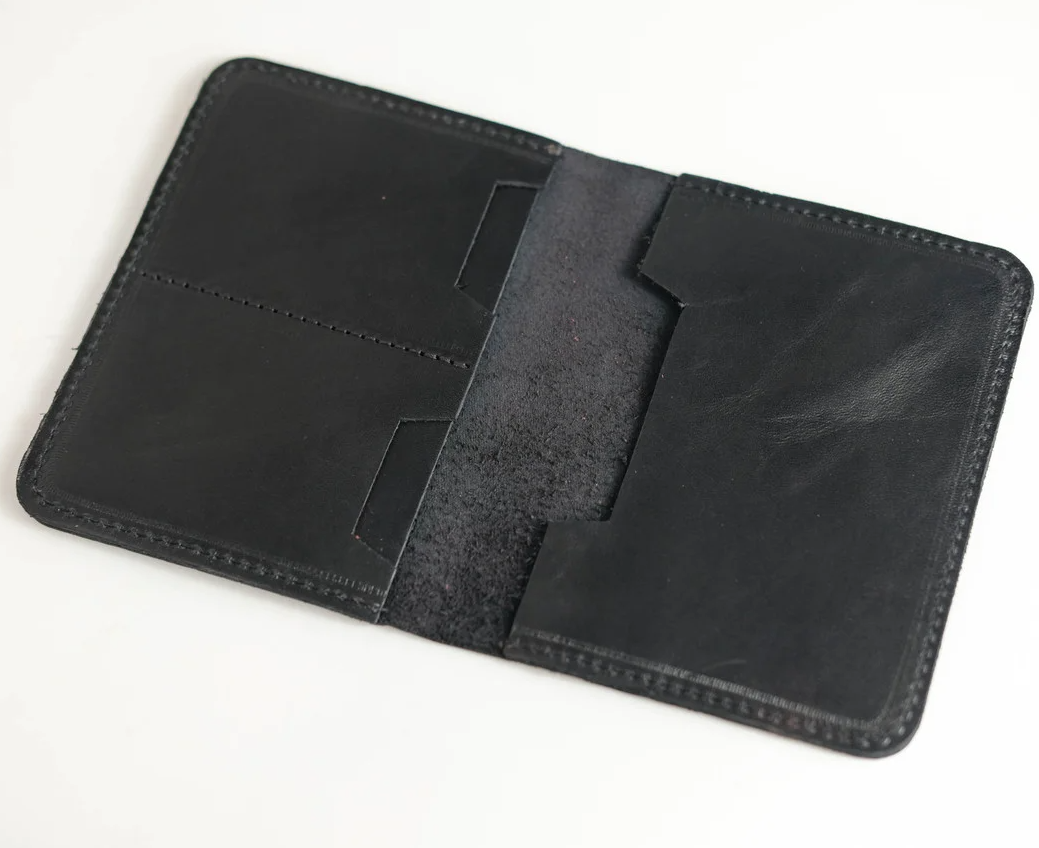 Обкладинка з натуральної шкіри для паперового паспорта, шкіра італійський краст, колір чорний