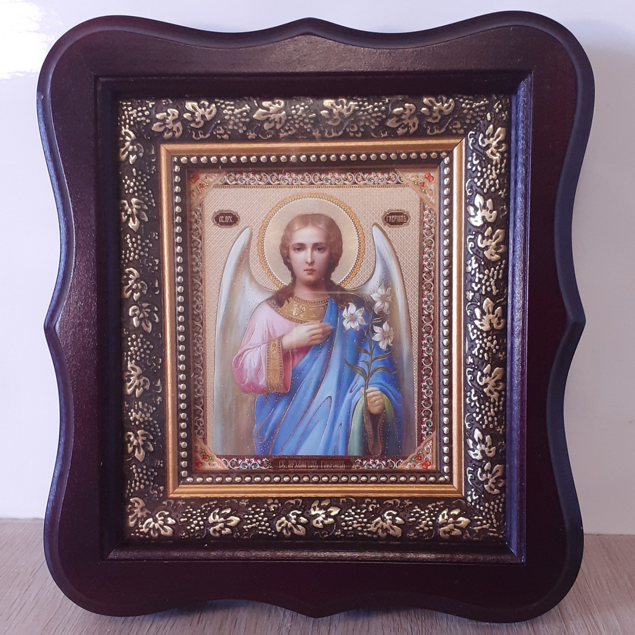 Ікона Архангел Гавриїл, лик 10х12 см, в темному дерев'яному кіоті