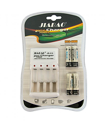 Зарядний пристрій для акумуляторів JIABAO JB-212 + акумулятори 4 шт (AA) Білий