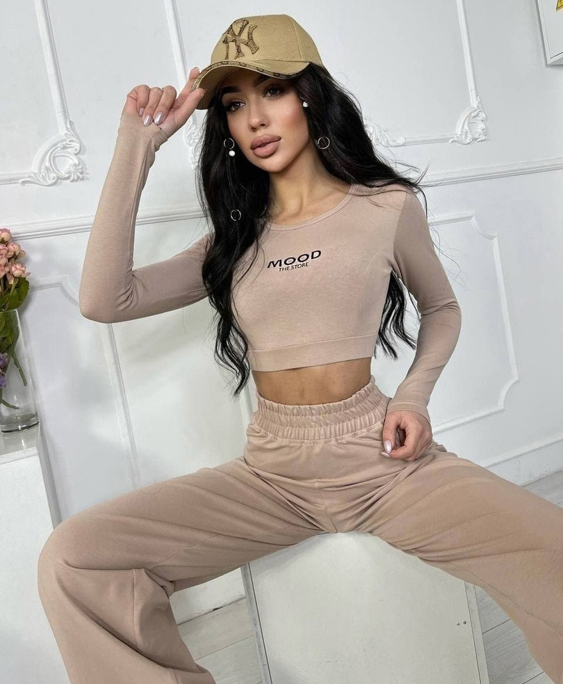 Стильний жіночий спортивний костюм топ і штани MOOD