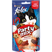 Лакомство для взрослых кошек Felix Party Mix Гриль Микс со вкусом курицы, говядины и лососевые 60 г