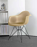 Кресло Leon BK-ML бежевый 06 на черных металлических ножках, Eames DAR Armchair