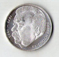 Німеччина ФРГ 5 марок 1975г. 50 років від дня смертіобовогопорочника Еберта Срібло 11.2грам.No433