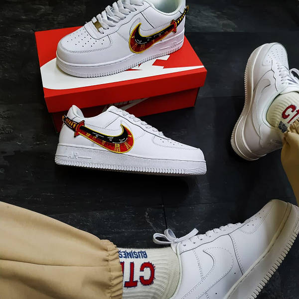 Nike air force 1 low red swoosh best sale